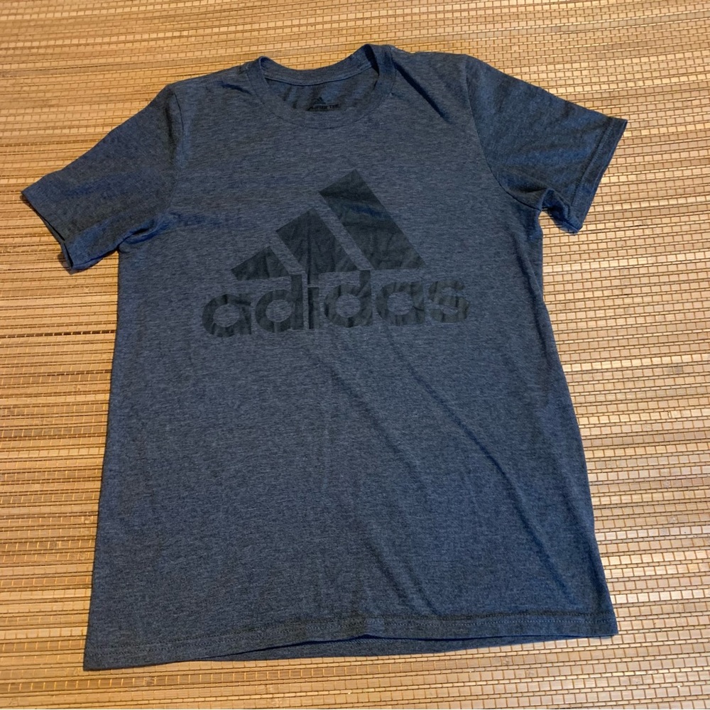 Adidas gray T-shirt size S